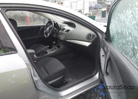 2012 Mazda Mazda3 I Touring z USA, uszkodzony, nr VIN JM1BL1V86C1700849